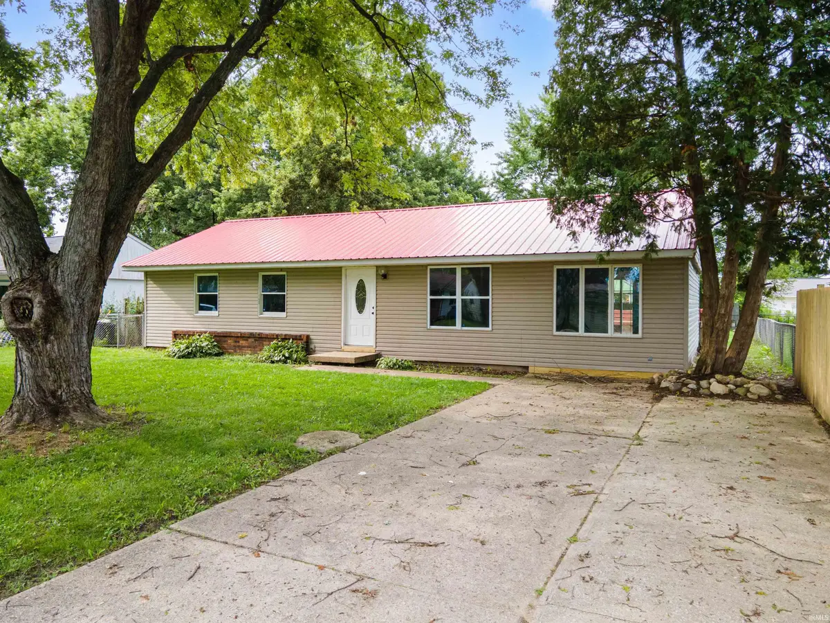 525 E South G Street, Gas City, IN 46933 - #1