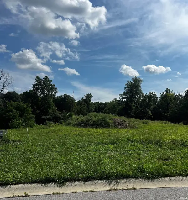 721 Skillet Avenue, Huntertown, IN 46748