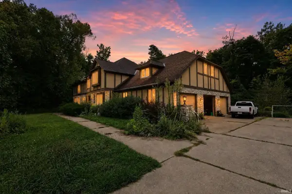 7601 S Nantucket Woods Court, Terre Haute, IN 47802