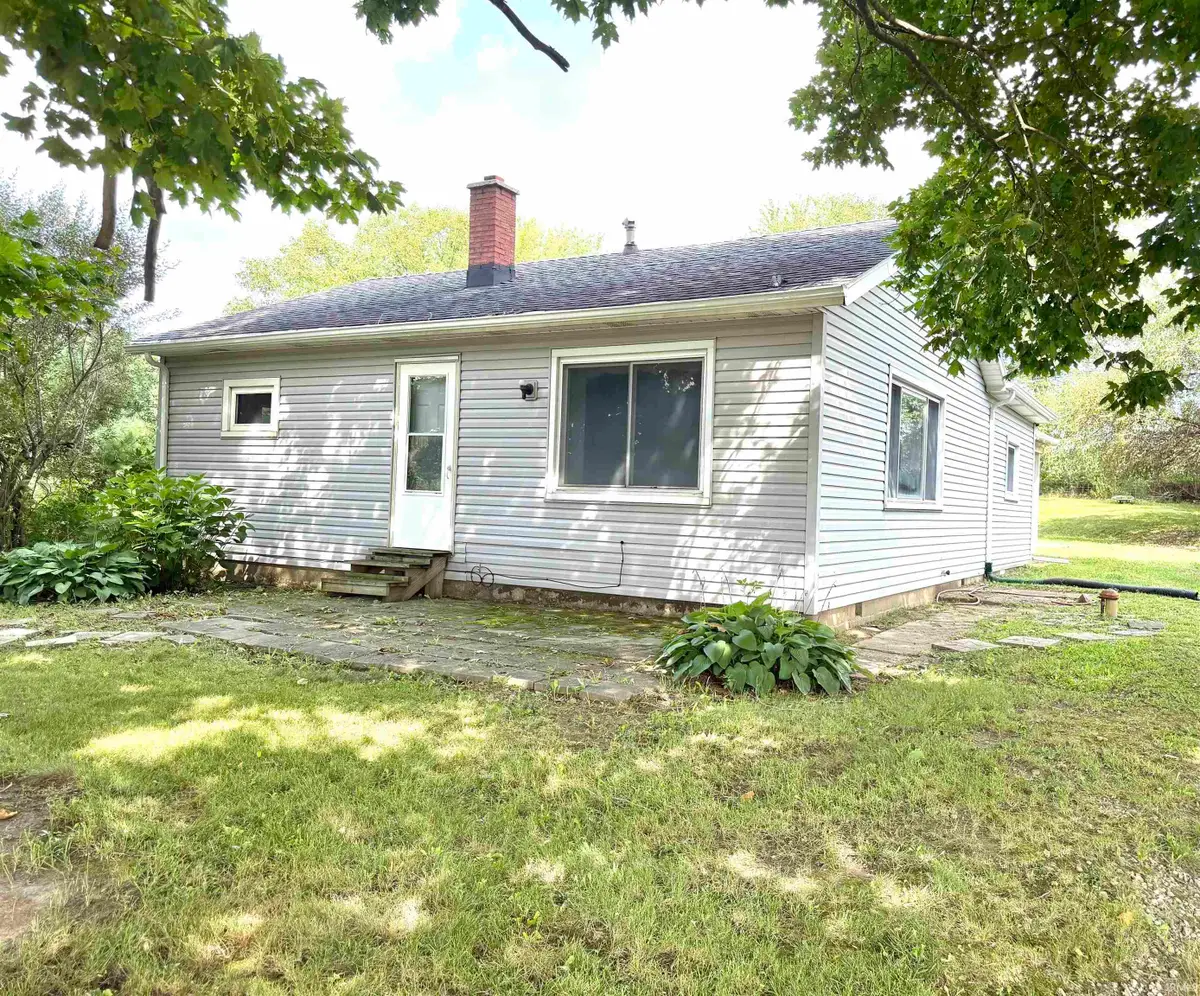 1460 N State Rd 5 Road, Larwill, IN 46764 - #1