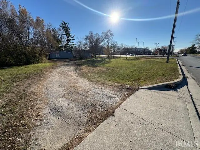 3325 Lower Huntington Road, Fort Wayne, IN 46809 - #3
