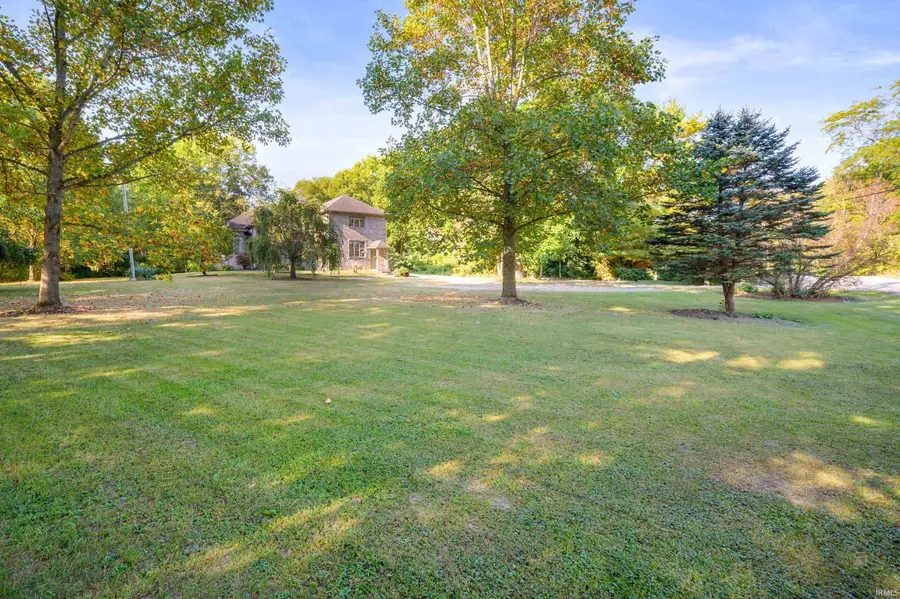 11817 E Edgewater Road, Albany, IN 47320 - #2