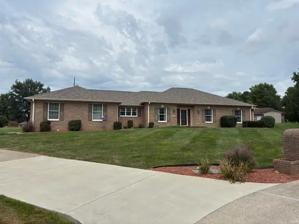 3468 E Stoneybrook Court, Vincennes, IN 47591
