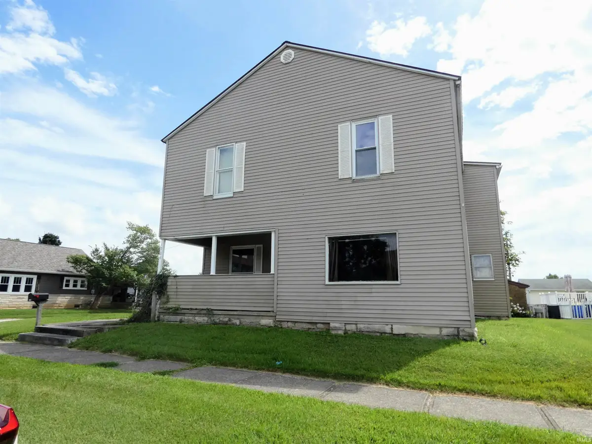 1704 14th Street, Bedford, IN 47421 - #1