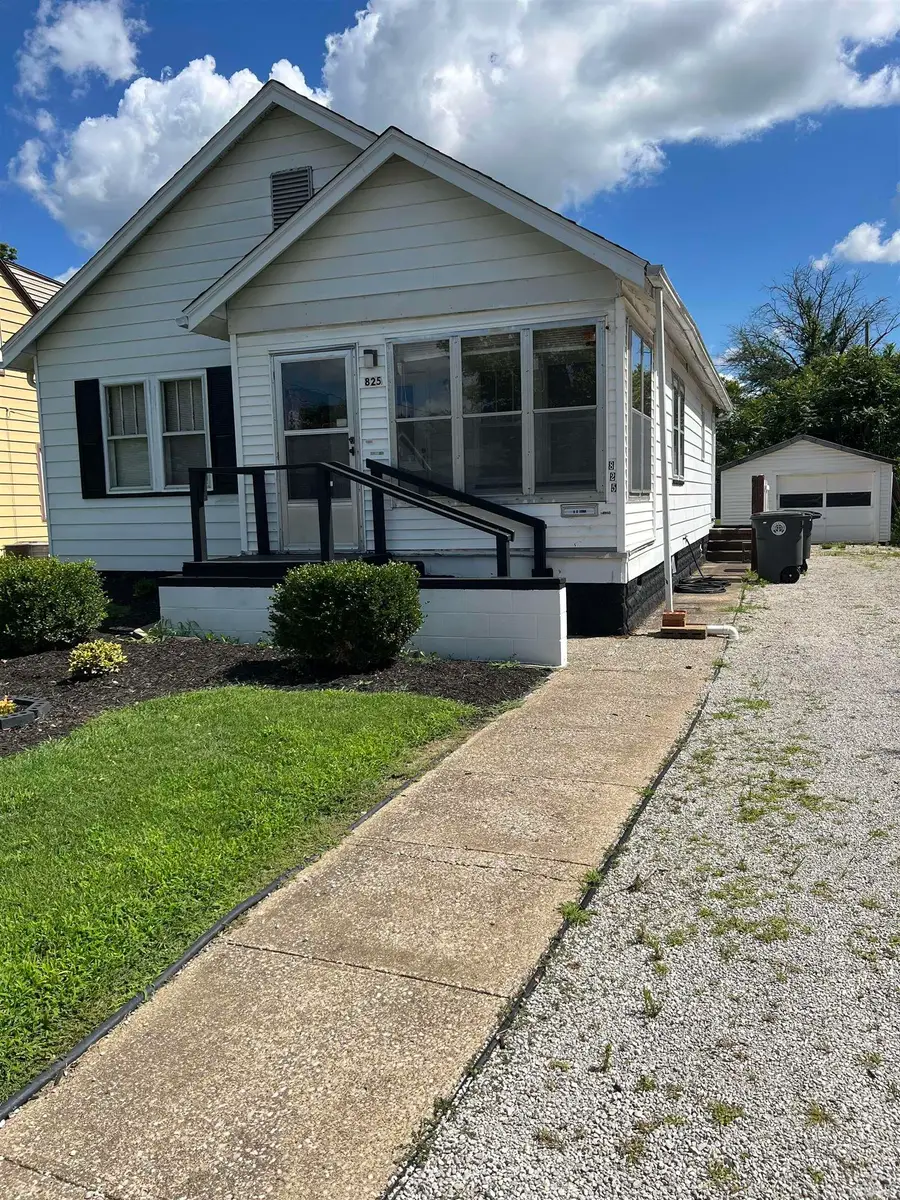 825 E Negley Avenue, Evansville, IN 47711 - #3