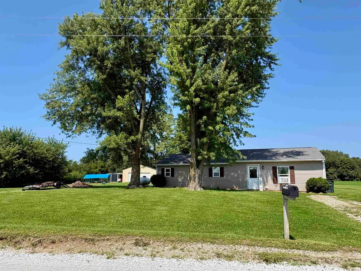 2118 W Tower Road, Williamsport, IN 47993 - #1