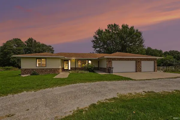 2275 S 625 W, Topeka, IN 46571