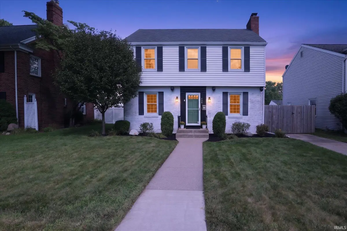 424 Miami Club Drive, Mishawaka, IN 46544 - #1