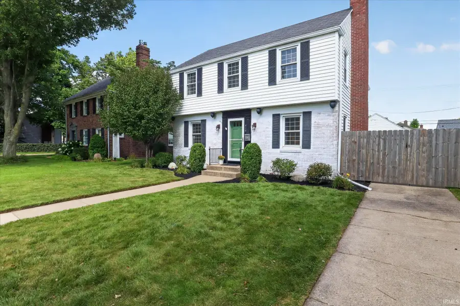 424 Miami Club Drive, Mishawaka, IN 46544 - #3