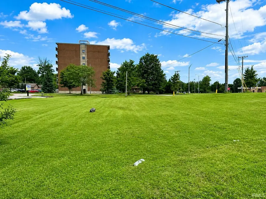 1550 E Tillman Road, Fort Wayne, IN 46816 - #3