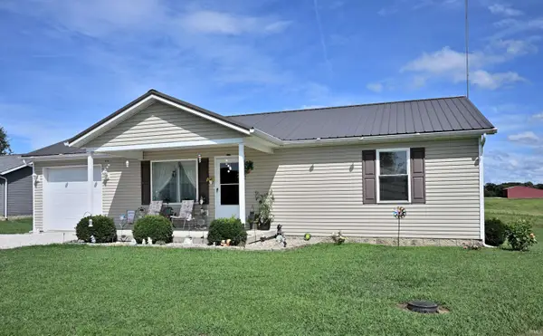 4266 S 170 E Road, Jasper, IN 47546
