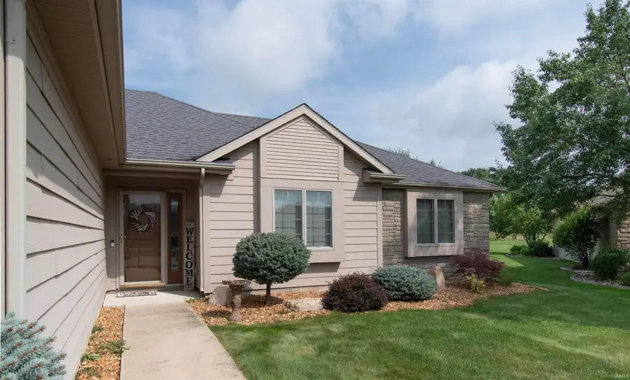 315 Laurelwood Lane, Kendallville, IN 46755 - #2