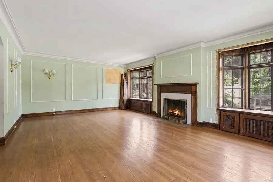 919 Riverside Drive, South Bend, IN 46616 - #3