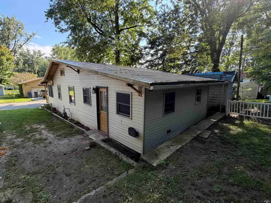 416 W Coy Avenue, Silver Lake, IN 46982 - #3