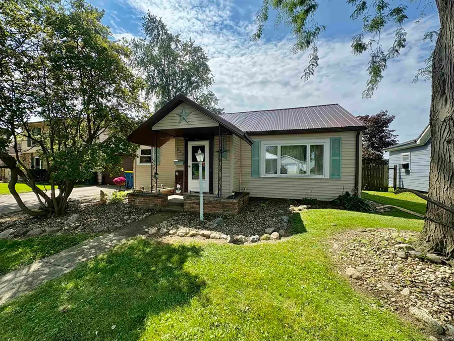 516 E Townley Street, Bluffton, IN 46714 - #3