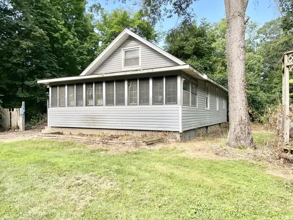 400 Lane 140 Lake George Lane, Fremont, IN 46737