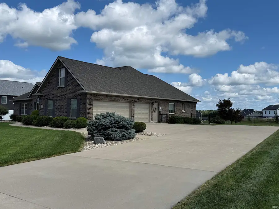 1109 S Deer Run, Ellettsville, IN 47429 - #2