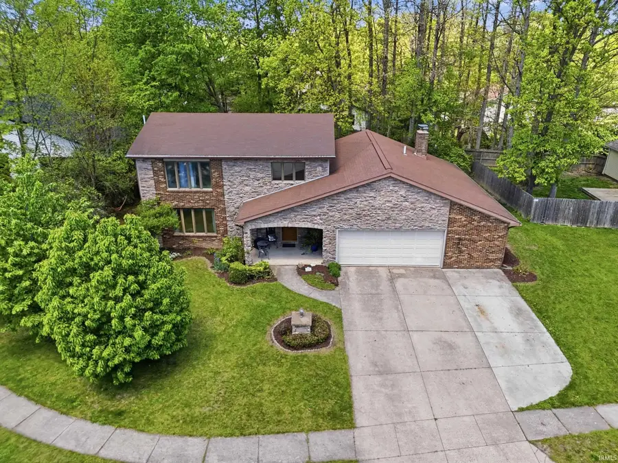 2208 Hearthstone Drive, Fort Wayne, IN 46804 - #2