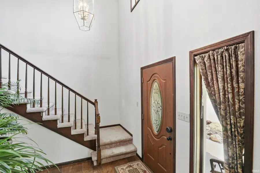 2208 Hearthstone Drive, Fort Wayne, IN 46804 - #3