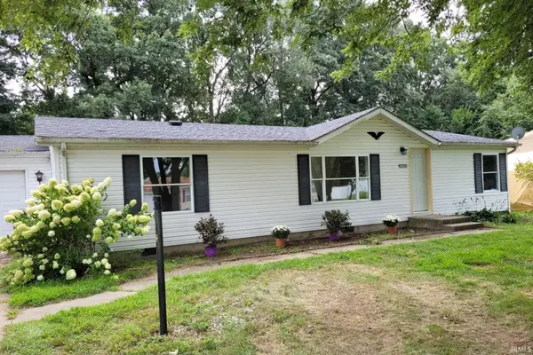 30800 Oaksprings Drive, Granger, IN 46530