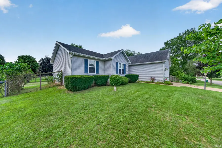 10374 Sunview Drive, Osceola, IN 46561 - #2