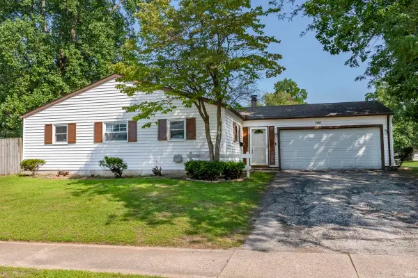 1451 Sutherland Lane, South Bend, IN 46614