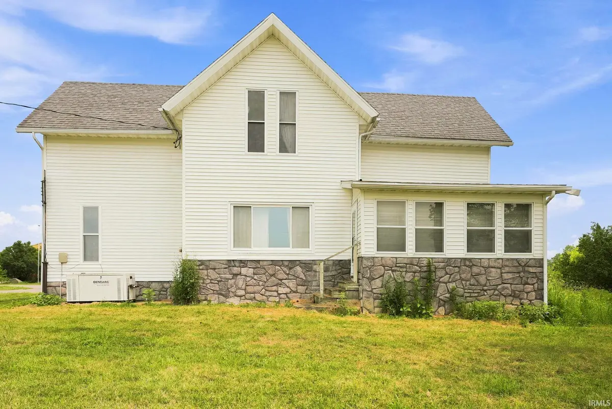 1052 N 75 E Road, Albion, IN 46701 - #1
