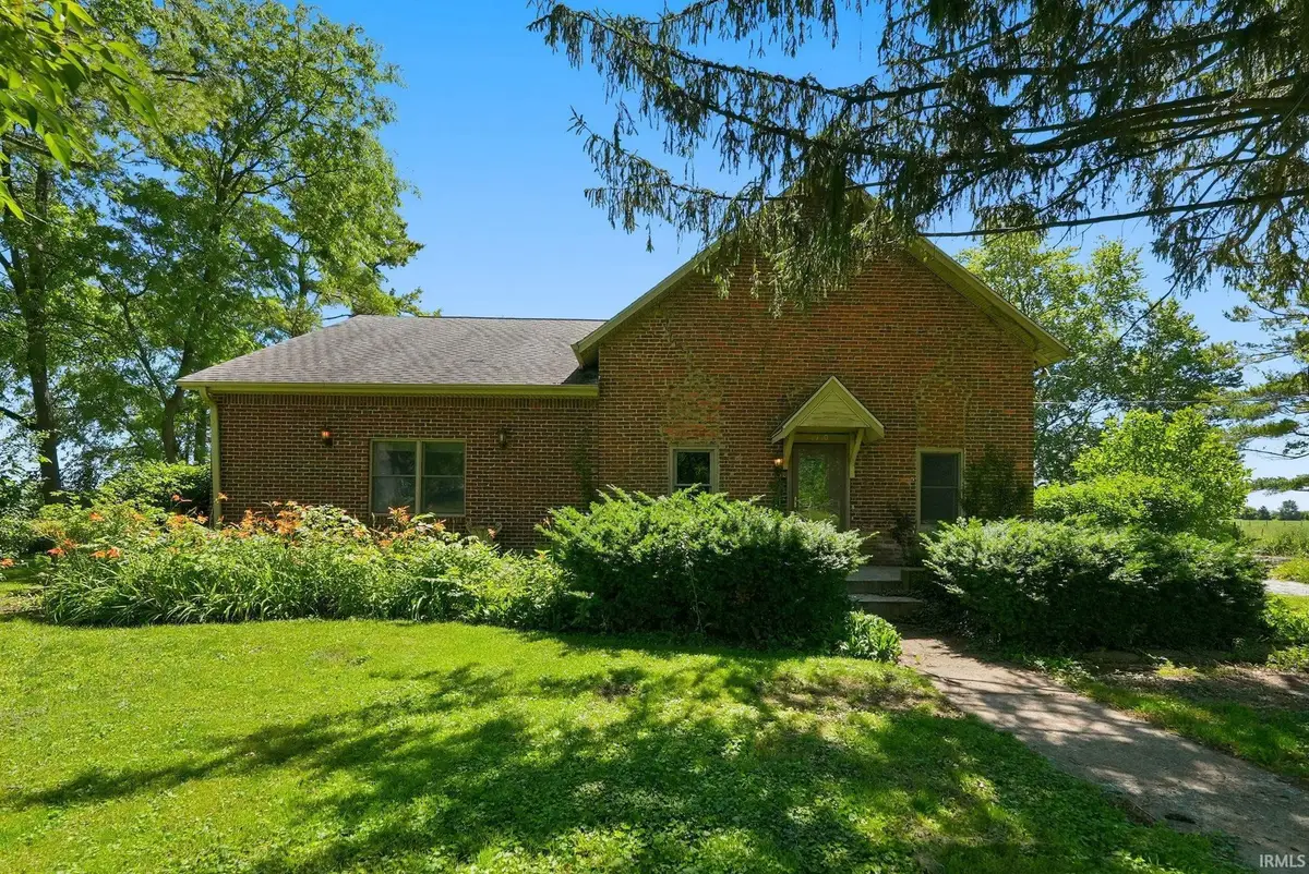 2100 N County Road 800 W, Yorktown, IN 47396 - #1