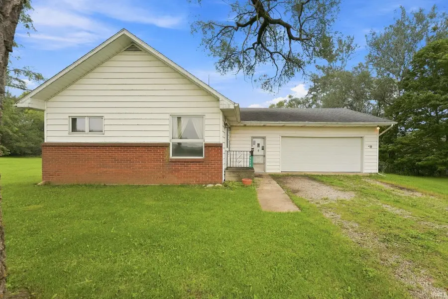 9674 E 150 S Road, Pierceton, IN 46562 - #2