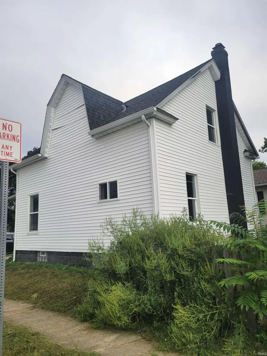 930 Dodge Avenue, Mishawaka, IN 46544 - #2