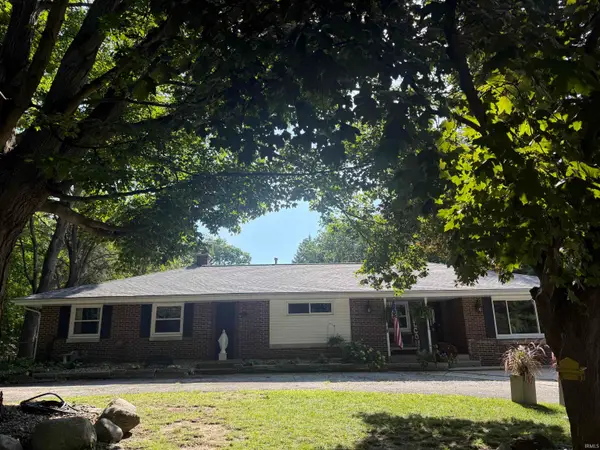 53220 Juniper Road, South Bend, IN 46637
