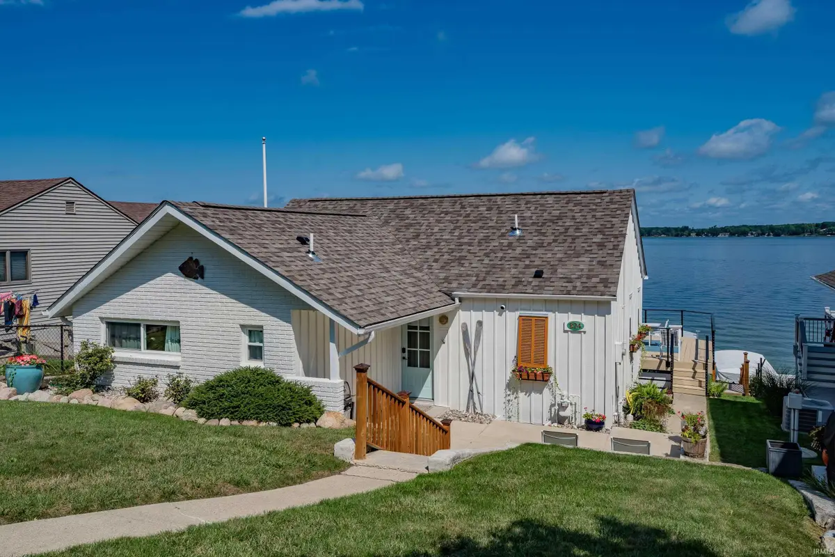 824 South Clear Lake Drive, Fremont, IN 46737 - #1