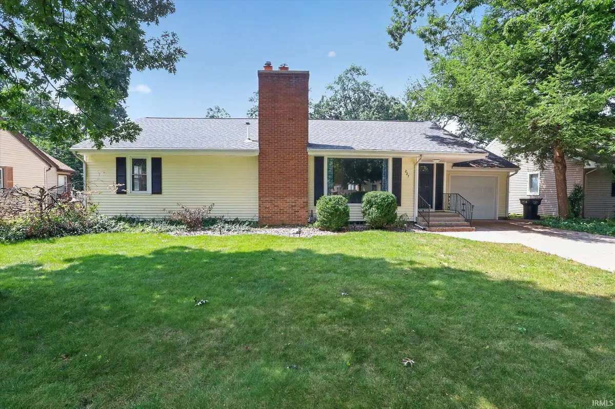 227 Devonshire Drive, South Bend, IN 46615 - #1