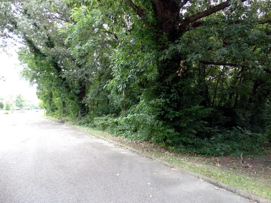3901 3907 3913 Frisse Avenue, Evansville, IN 47714 - #2