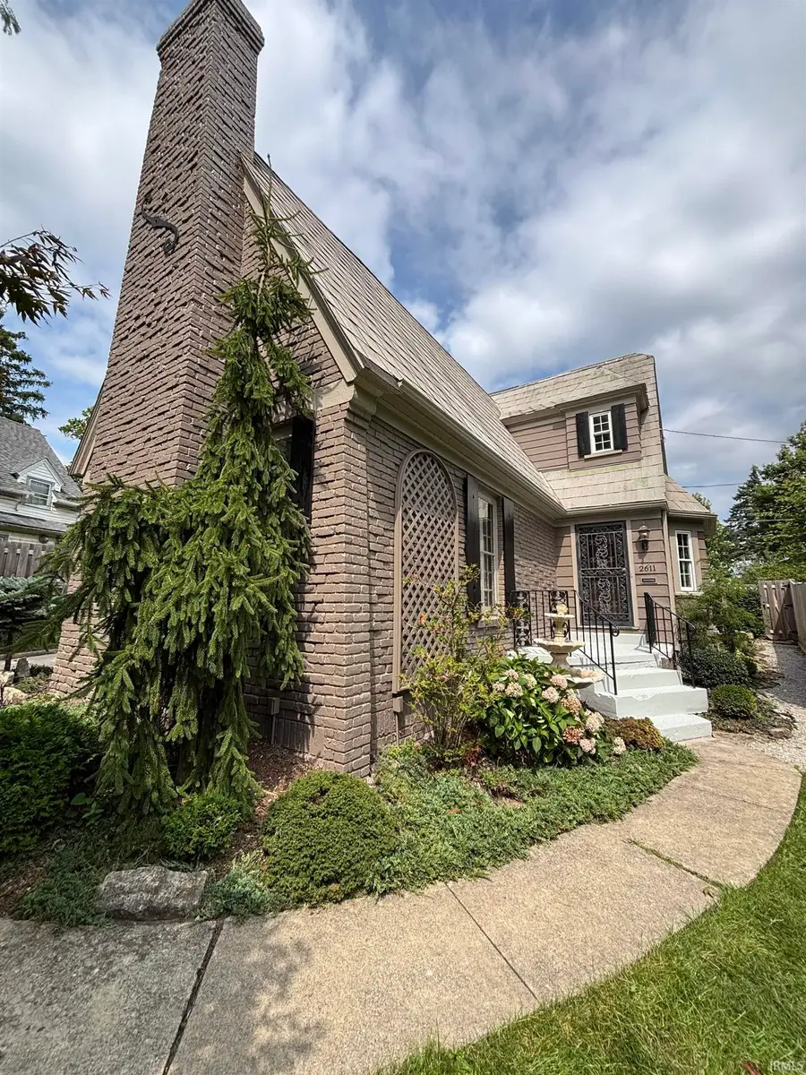 2611 Terrace Road, Fort Wayne, IN 46805 - #3