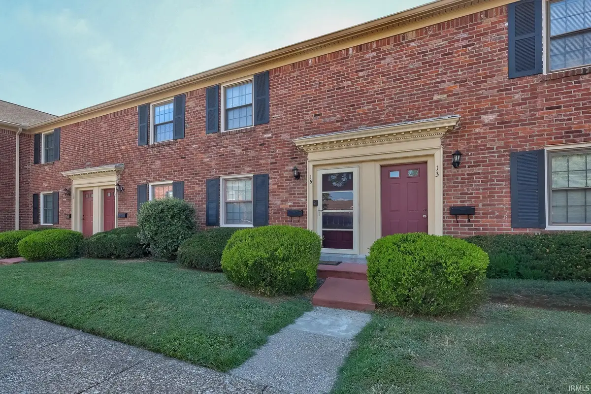 15 Hampton Drive, Evansville, IN 47715 - #1