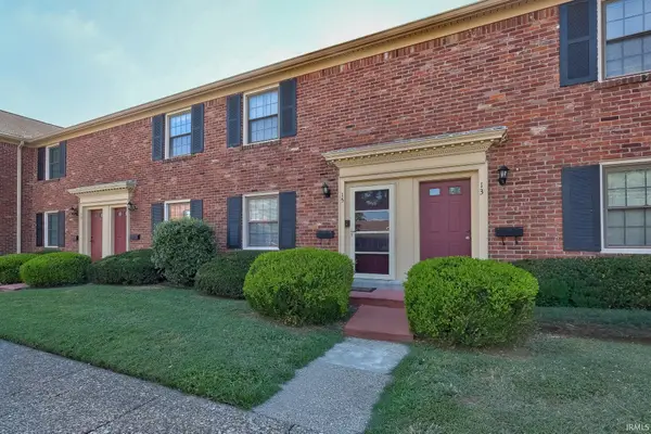 15 Hampton Drive, Evansville, IN 47715