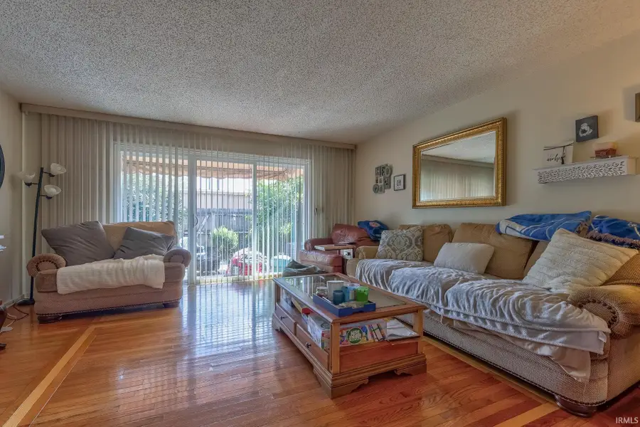 5005 Hampton Court, Evansville, IN 47715 - #2