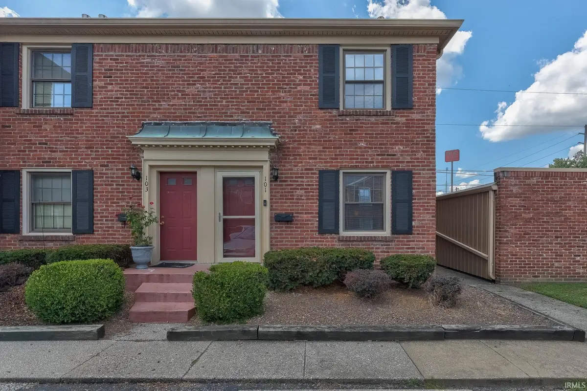 101 Buckingham Drive, Evansville, IN 47715 - #1