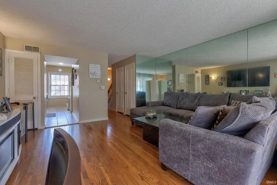 101 Buckingham Drive, Evansville, IN 47715 - #3