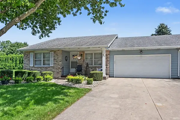 152 Oakmont Drive, Bremen, IN 46506