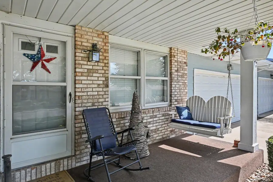 152 Oakmont Drive, Bremen, IN 46506 - #3