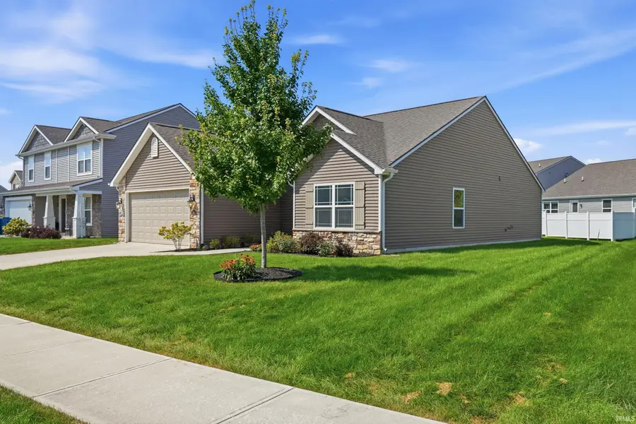 1542 Cuprum Pass, Fort Wayne, IN 46845 - #3