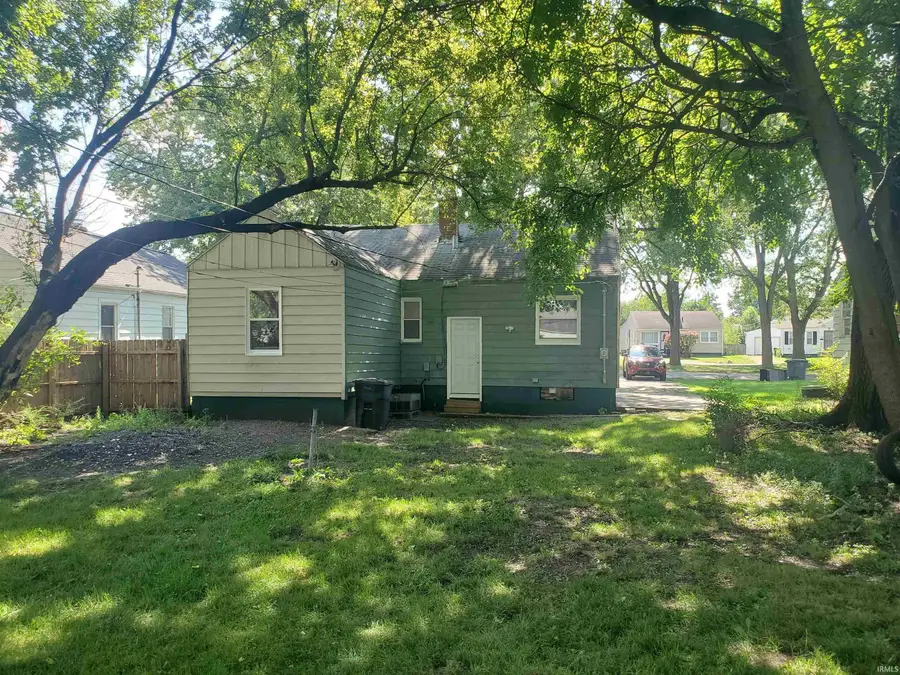 3817 Belle Vista, South Bend, IN 46619 - #3