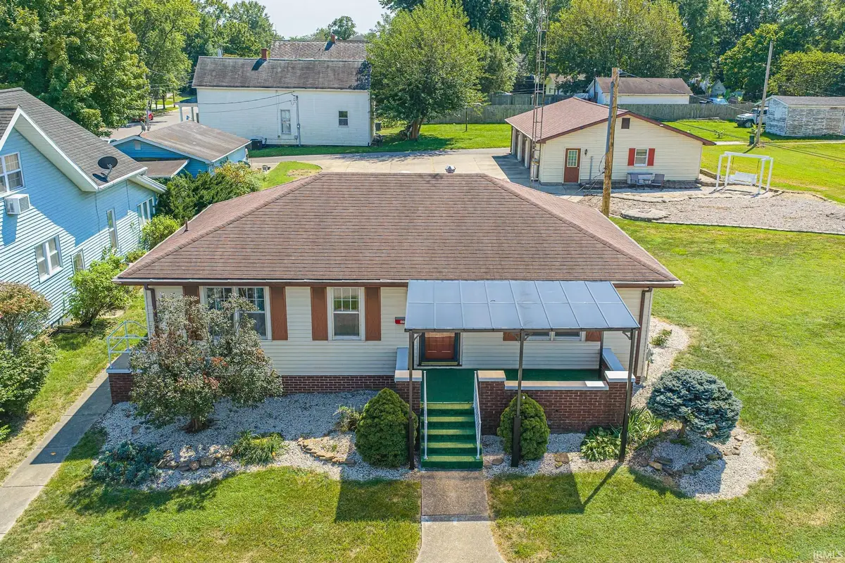 119 E 3rd Street, Huntingburg, IN 47542 - #1