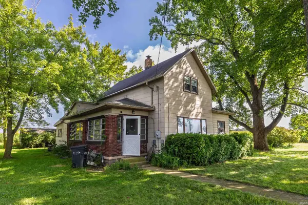 5567 E County Road 300, Logansport, IN 46947