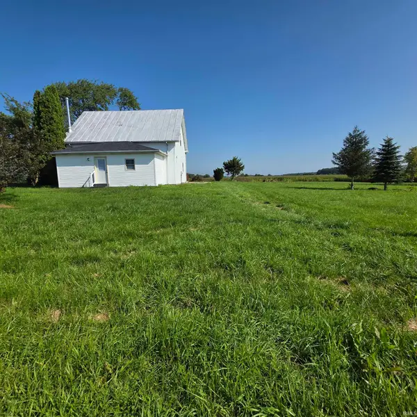 4990 W 400 N Road, Winchester, IN 47394