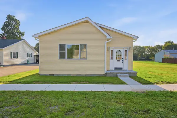 813 N 11th Street, Elwood, IN 46036