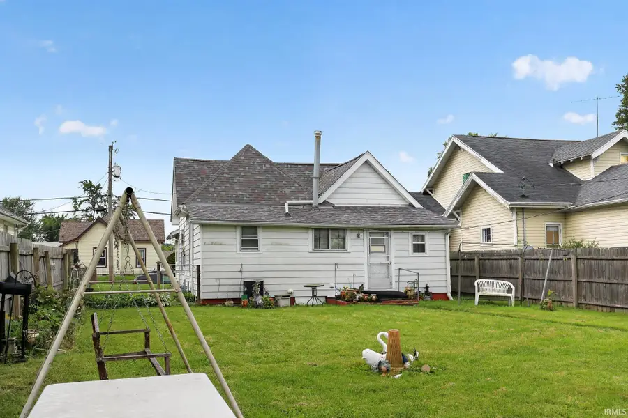 4 E Freeman Street, Frankfort, IN 46041 - #2