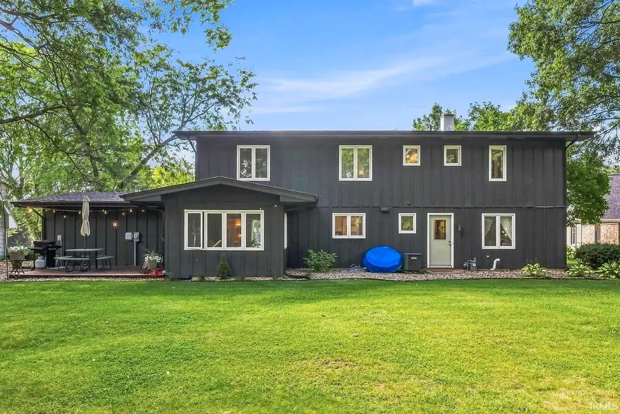1301 Norwich Court, South Bend, IN 46614 - #3